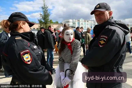 世界杯安保变局深度评测：从四十人的协同到三人的孤军